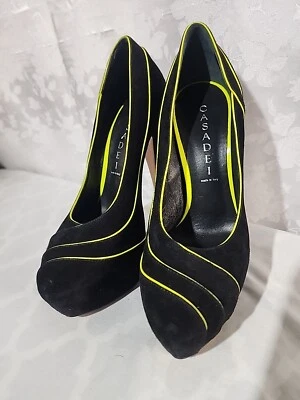 Zapatos de salón Casadei negros Eith verde neón detalles mujer talla 6 Foto 1 de 4
