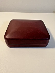Vtg Hudson's Bay Company Burgundy Clamshell Jewelry Box Gold Logo Canada - Picture 1 of 7