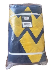 West Virginia Mountaineers Blanket NCAA 54'' x 84'' Sweatshirt Blanket - Picture 1 of 2