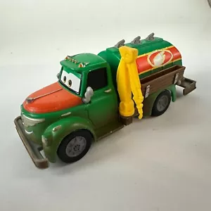 Camión cisterna de juguete Disney Pixar Cars Chug escala 1:55 verde y naranja - Imagen 1 de 5