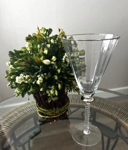 Bella Lux 10" Tall Bordeaux-Chalice-Goblet Crystal Silver Rim 16oz. Wine Glass - Picture 1 of 6
