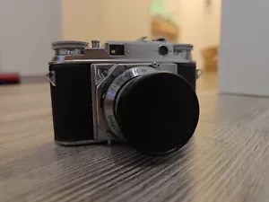 VOIGTLÄNDER PROMINENT MESSSUCHERKAMERA MIT NOKTON 1:1,5 F=50 MM OBJEKTIV - Bild 1 von 7