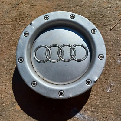 Audi A4, S4, TT, Allroad center cap,  1997-2008 part # 8D0 601 165 K 01 - Image 1 of 3
