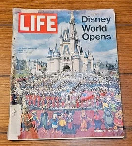 LIFE Magazine - October 15, 1971 Disney World Opens Complete  - Imagen 1 de 2