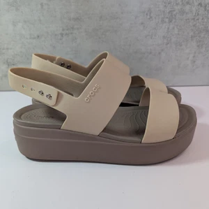 Crocs Brooklyn Damen-Sandalen niedriger Keilabsatz 8 Latte & Pilz - Bild 1 von 11