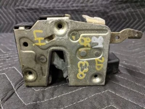 BMW E30 3-Series Door Lock Front Left 51211924787 - Foto 1 di 5