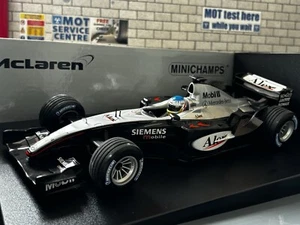 1:18 *BOXED* MINICHAMPS F1 Formula 1 MCLAREN MERCEDES MP4-18 Wurz 2003 auto di prova! - Foto 1 di 9