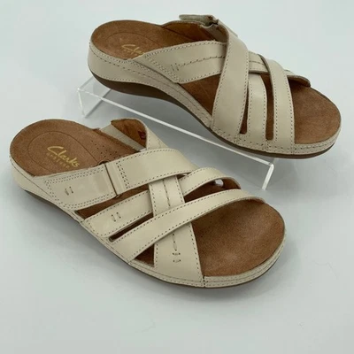 Clarks Women’s Cecily Slide Strappy Sandals Cream Leather, Sz. 6M Adjustable  Foto 1 de 4