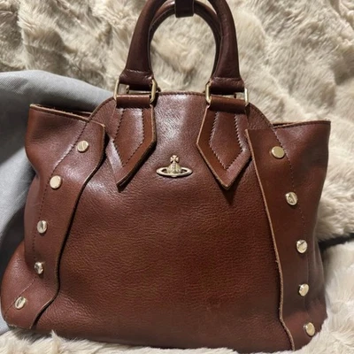 VIVIENNE WESTWOOD Nourock шар запонки 2way ручная сумка наплечная сумка кожи коричневый - Изображение 1 из 4