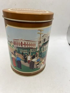 Hershey’s Tin 1992 Pre Owned - Picture 1 of 6