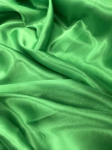1 mtr emerald green light dress satin fabric..58”wide bridal,decorations,dress - Picture 1 of 5