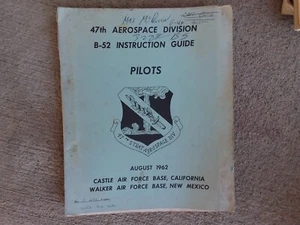 Libro de instrucciones de piloto B-52 1962 de colección para hombre aviación militar fuerza aérea - Imagen 1 de 4