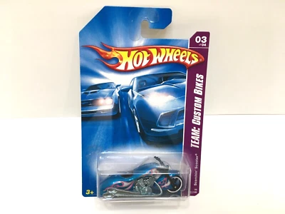 2008 Hot Wheels Team: Custom Bikes SCORCHIN' SCOOTER Motorcycle 3 of 4 Blue - Image 1 of 4