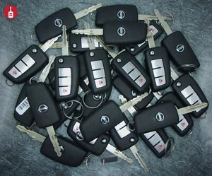 OEM Lot x25 Nissan Rogue Keyless Entry Remote Fob Flip Keys Used Bulk CWTWB1G767 - Bild 1 von 1