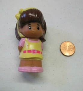 Fisher Price Little People Mia Yellow Jumper Dress Hispanic Girl Bow Pink Shoes - Picture 1 of 3