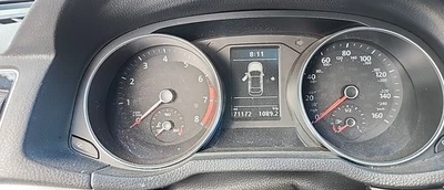 Volkswagen Passat OE 2018 velocímetro calibre clúster 71 k millas Foto 1 de 4
