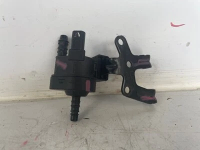 Volkswagen Golf VII 2017 5G1, BE1, BE2, BQ1 válvula solenoide 06H 906 517 T Foto 1 de 4