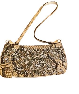 Bolso sin asas de hombro Dolce & Gabbana de cuero adornado con cristal Foto 1 de 3