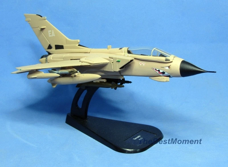 Avión ITALERI 1:100 British RAF Desert Storm Panavia Tornado GR.1 Fighter S28 Foto 1 de 1