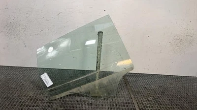 Luna trasera derecha VOLKSWAGEN POLO 4 PHASE 1 6Q6845026C - Imagen 1 de 4