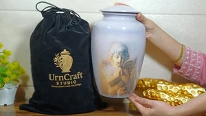 Urna de cremación con diseño de ángel de la guarda - Elegante urna conmemorativa para cenizas, adulto - Imagen 1 de 18