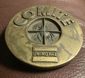 COMITE UNIROYAL Vintage Advertising BRASS BELT BUCKLE ( Pesticide from 70’s ) - Picture 1 of 2
