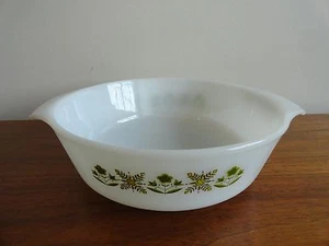 Cazuela redonda vintage Fire King Green Meadow de 1 1/2 cuarto ancla corchetes hornear - Imagen 1 de 7