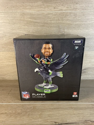 Russell Wilson Seattle Seahawks Denver Broncos NFL Limited FOCO Bobblehead NEW Cover
