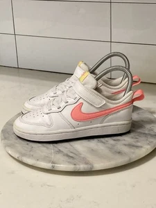 NEW NIKE COURT BOROUGH LOW 2 (PSV) White/Pink Sz 13C BQ5451-108 - Picture 1 of 9