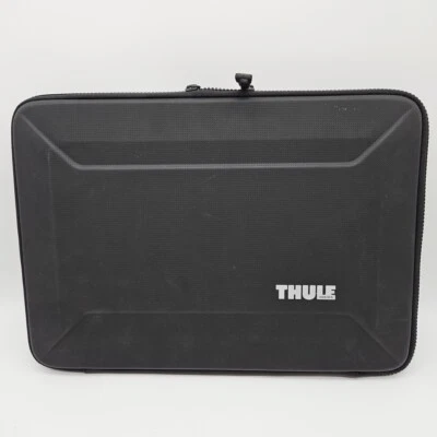 Thule Gauntlet Sleeve for 16''-15'' MacBook Pro Laptop 3204523 Black - Image 1 of 3