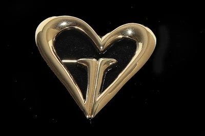 Заколка в виде золотого сердца St John Knits 2,0 x 2,0 дюйма  - Изображение 1 из 3