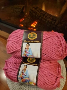 Lion Brand Hometown USA Chunky Yarn Lot Of 3 Skeins Honolulu Pink - Picture 1 of 3
