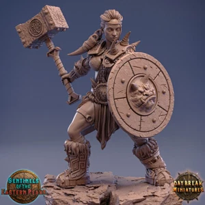 Fandra Holler, Dunegons and Dragons, Barbarian Female Warrior Fantasy Miniatures - Picture 1 of 3