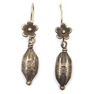 ARTISANAL STERLING SILVER ARTS & CRAFTS SUNBURST EARRINGS - Picture 1 of 5