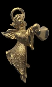 VTG ROBIN RUSH ANGEL WITH BELL SIGNED GOLD TONE LAPEL PIN BROOCH - Picture 1 of 11