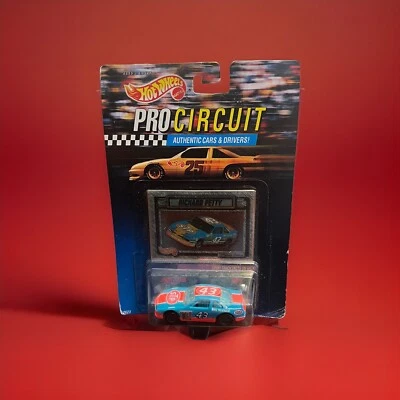 Hot Wheels Pro Circuit 1992 1/64 #43 Richard Petty STP Foto 1 de 2