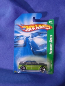 Hot Wheels Treasure Hunt Chrysler 300C 01 of 12 Series - Picture 1 of 1