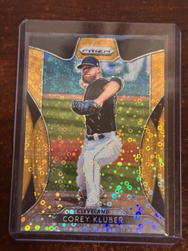 2019 Panini Prizm - Corey Kluber #39 霓虹橙色甜甜圈 Prizm #071 /150 — 第 1/1 张图片