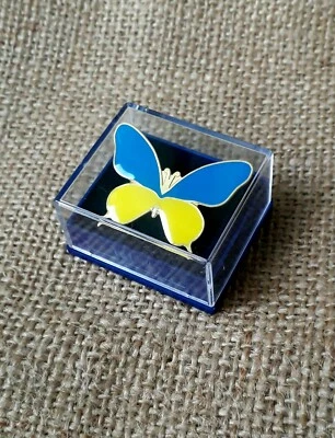 Бабочка украинский флаг лацкан булавка золотой символ Рождественский подарок подарочная коробка - Изображение 1 из 4