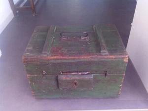 alte Munitionskiste/Transportkiste Holzkiste - Bild 1 von 7