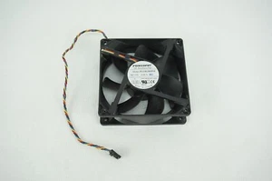 Foxconn PV123812DSPF01 120*120*38mm 12V 0.90A 5 Pin 4 Wire Brushless Case Fan - Picture 1 of 4