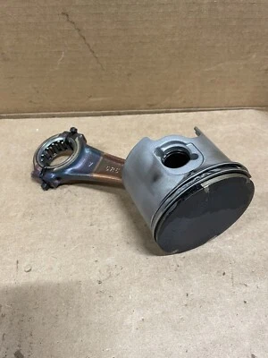 Yamaha 150 175 200 225 HP 1996 Pro V 2 Stroke Piston & Rod Port Vmax - Image 1 of 4