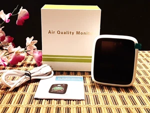 CO2 Carbon Dioxide Detector, 4-in-1 Air Quality Monitor Portable Temp Humidity - Picture 1 of 4
