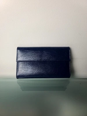 Deep Buff 牛皮蓝色女式口袋书钱包钱包皮革复古全新  — 第 1/4 张图片