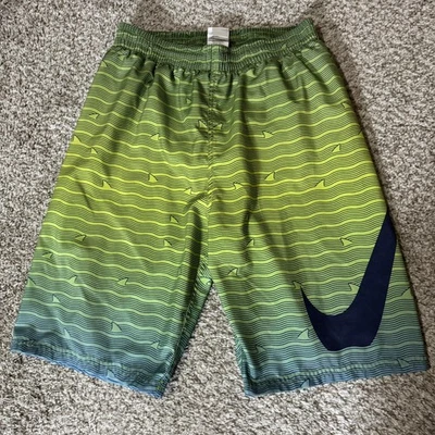 Pantaloncini da bagno Nike ragazzo XL verde blu onda di squalo swoosh tronchetti tavola poliestere - Immagine 1 di 4