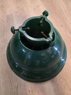 EZ-Up Swivel Straight Plus Christmas Tree Stand XTS3 — Holds Up to 10ft Tree,... - Image 1 of 4