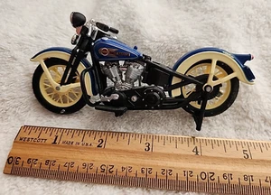 Motocicleta diecast Maisto-Harley Davidson escala 1:18 - azul y crema - sin asiento - Imagen 1 de 11