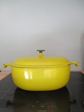 Cocotte en fonte émaillée vert pomme / anis Le Creuset N°33 Design Enzo Mari
