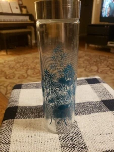 Manna 20 oz. Glass Water Bottle Underwater Scene - Picture 1 of 7