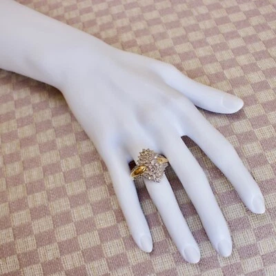 ESTATE LARGE 10 KARAT YELLOW GOLD 1.25ct DIAMOND COCKTAIL RING (size 7.5) - Image 1 of 4